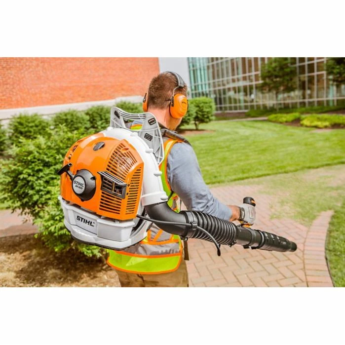 Stihl BR 600 Backpack Blower, Gas, 64.8 Cc Engine Displacement, 2-Stroke Engine, 677 Cfm Air, Gray/Orange 2 Stihl BR 600 Backpack Blower, Gas, 64.8 Cc Engine Displacement, 2-Stroke Engine, 677 Cfm Air, Gray/Orange - Image 2