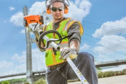 Stihl KM 131 R KombiMotor -Stihl km131r act 1003