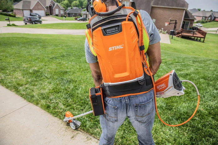 Stihl KMA 130 R Professional KombiMotor 4 Stihl KMA 130 R Professional KombiMotor - Image 4